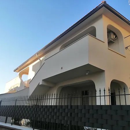 Mare Azzurro Balestrate
