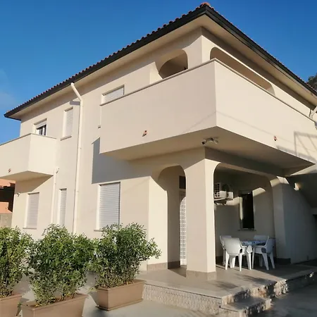 Holiday home Mare Azzurro *